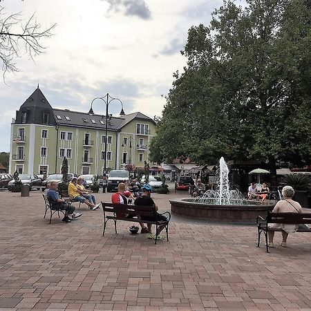 Tulipan Apartman Balatonalmádi Zewnętrze zdjęcie